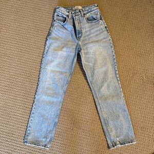 Abercrombie & Fitch 90s Straight Ultra High Rise